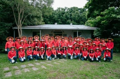 福田農場體驗農夫割稻的辛勞