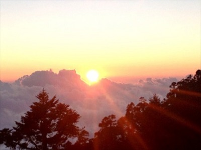 玉山主峰登山活動