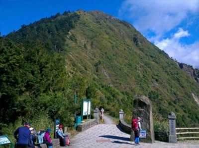 玉山主峰登山活動